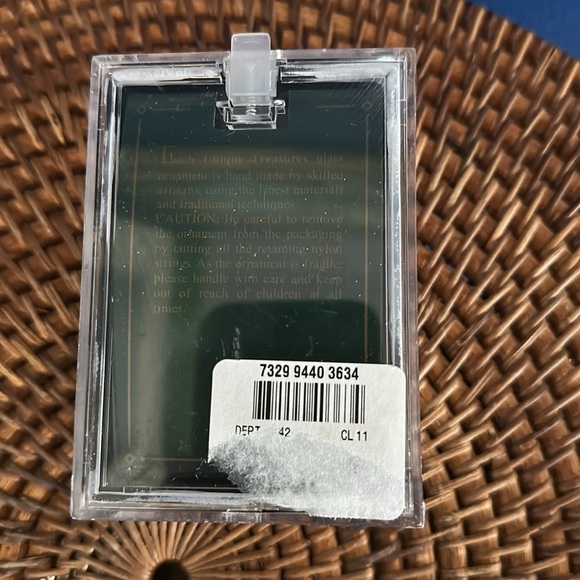 NWT Unique Treasures Hand Blown Glass Ornament Santa Claus in Chimney - Picture 5 of 6